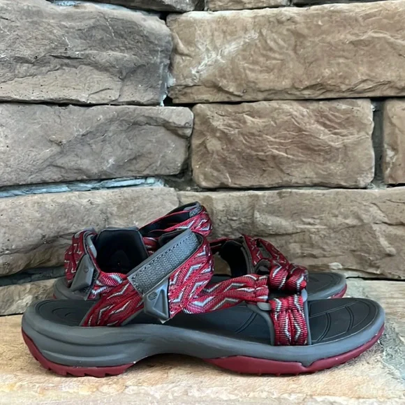 Teva Terra Fi Lite Sandals / Trueno Red / SZ 7 - Picture 1 of 6